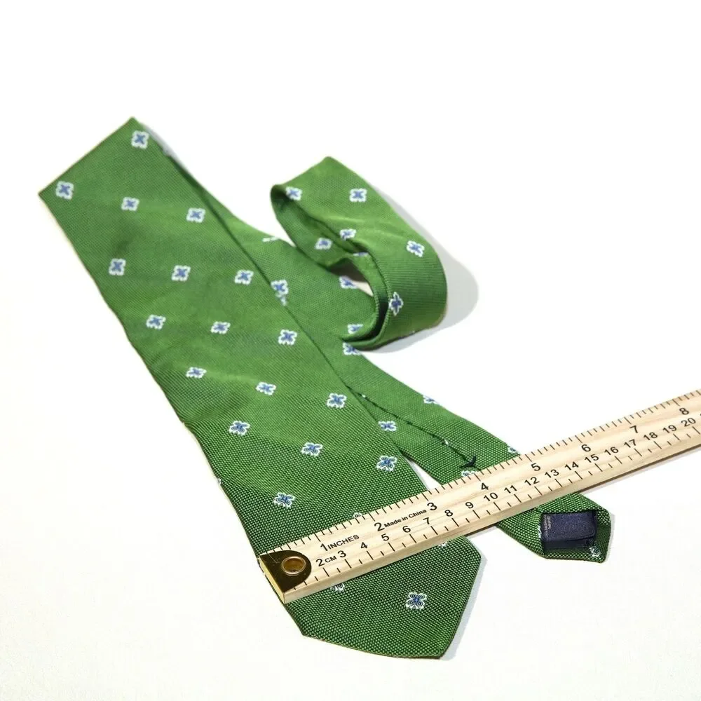 Brooks Brothers Makers Silk Tie Green White Floral Daisy Pattern Mens NecktieUSA